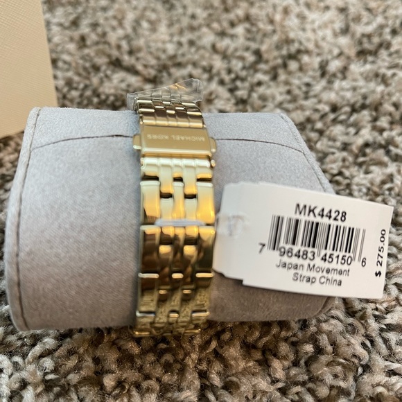 Michael Kors Gold Watch - Picture 3 of 4